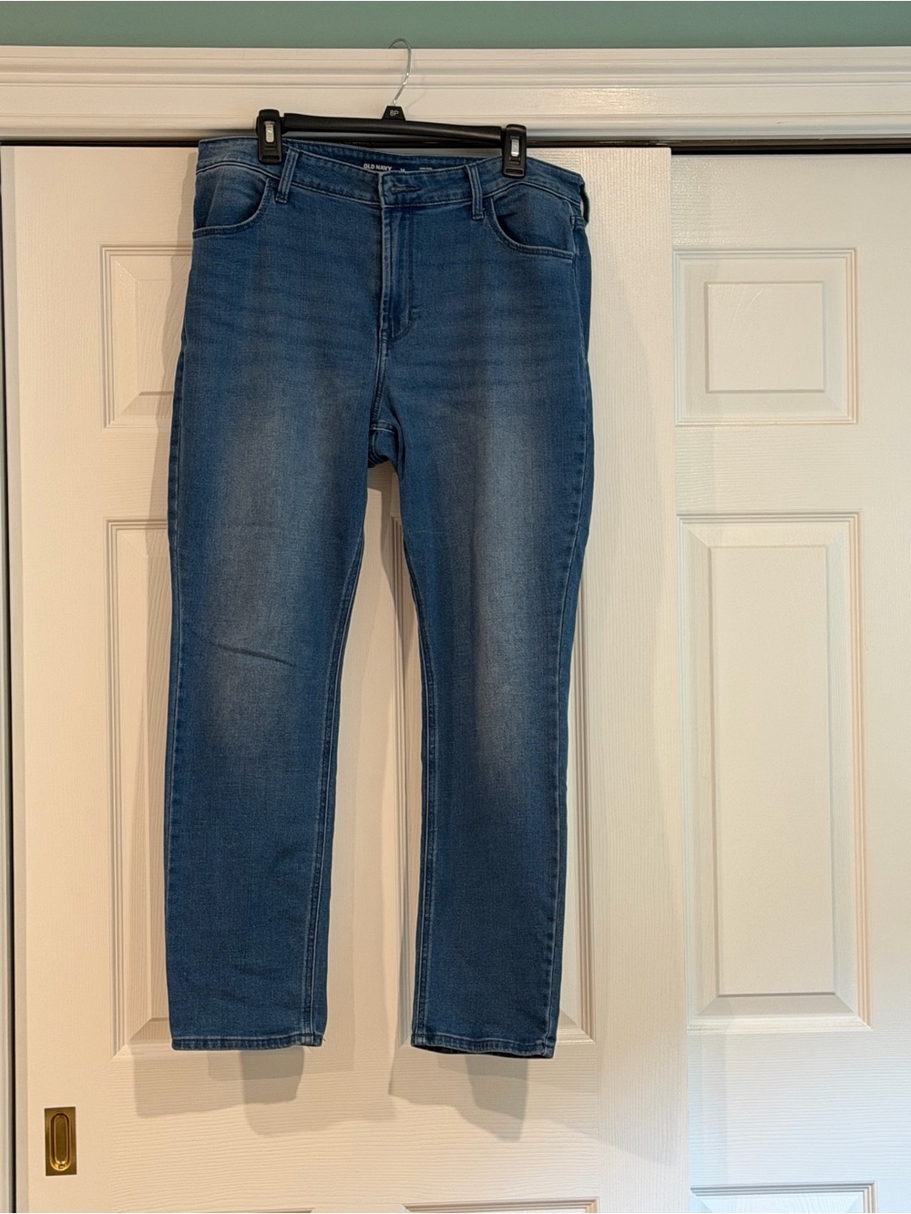 Women’s Old Navy WOW high-rise straight medium-wash jeans